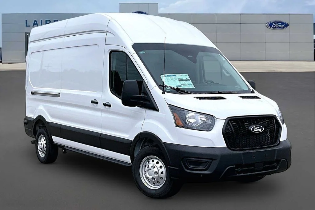 New 2026 Oxford White Ford Cargo Van image 2