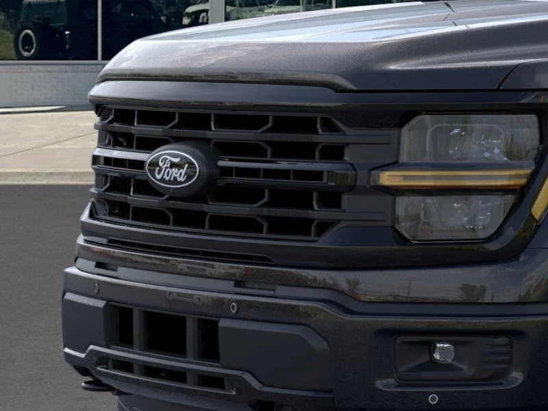 New 2026 Agate Black Metallic Ford XLT image 17