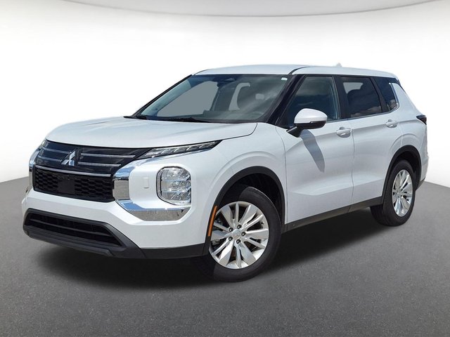 2025 Mitsubishi Outlander ES