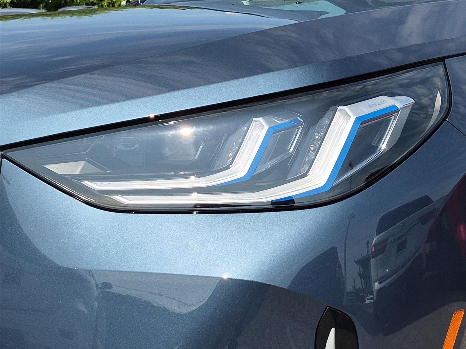 New 2026 Arctic Race Blue metallic BMW 30 xDrive image 9