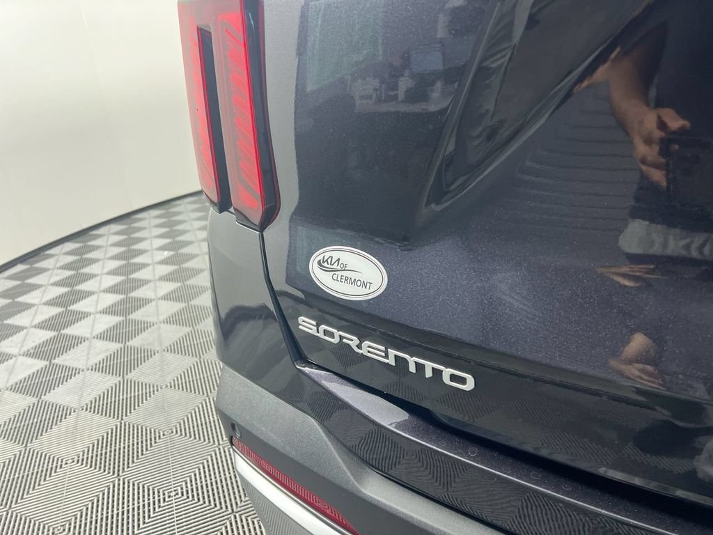 2026 Kia Sorento EX - Photo 5