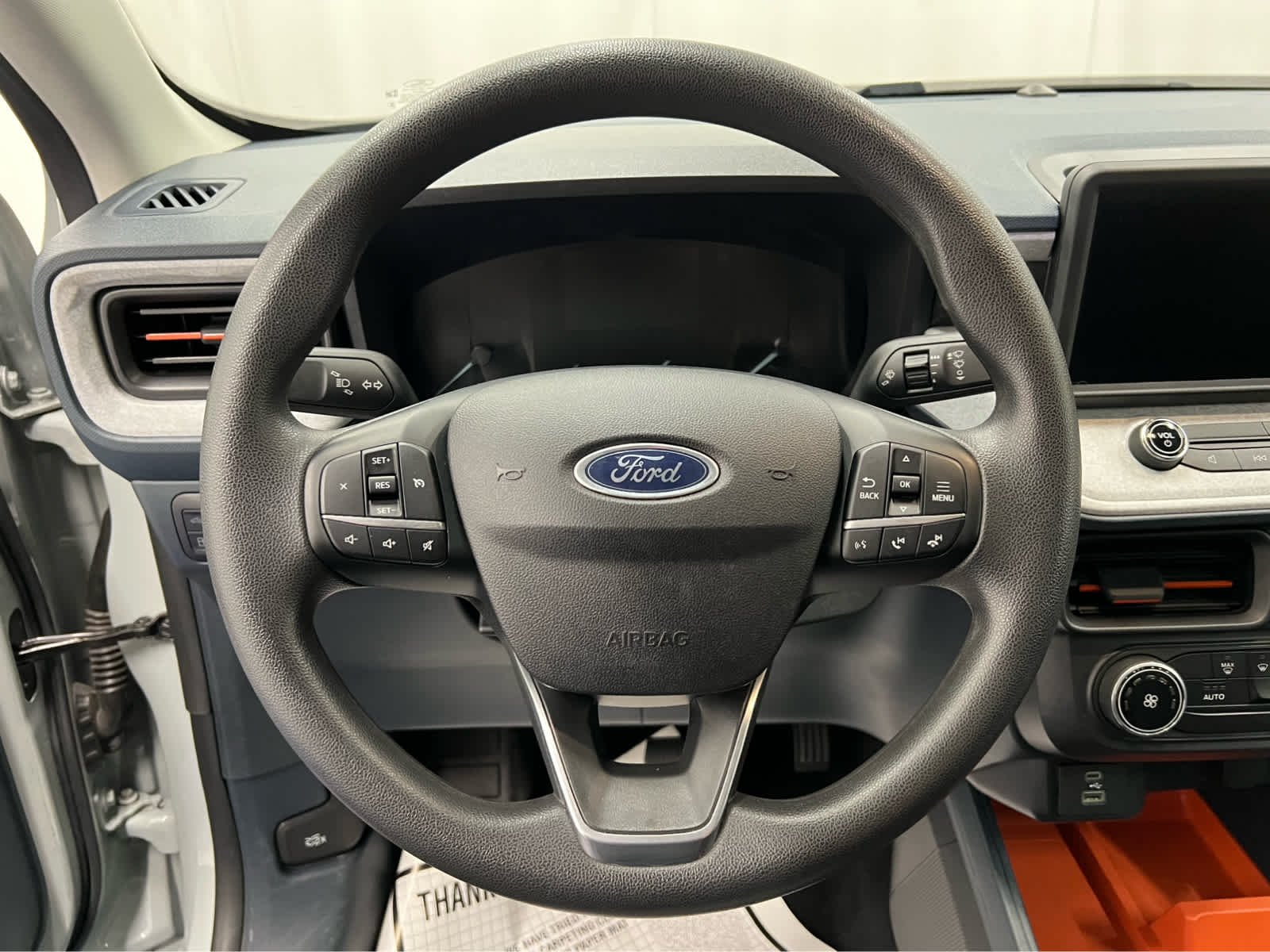 Used 2024 Cactus Gray Ford XLT image 13