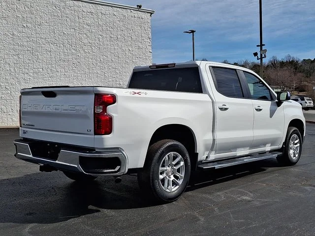 New 2026 White Chevrolet LT image 6