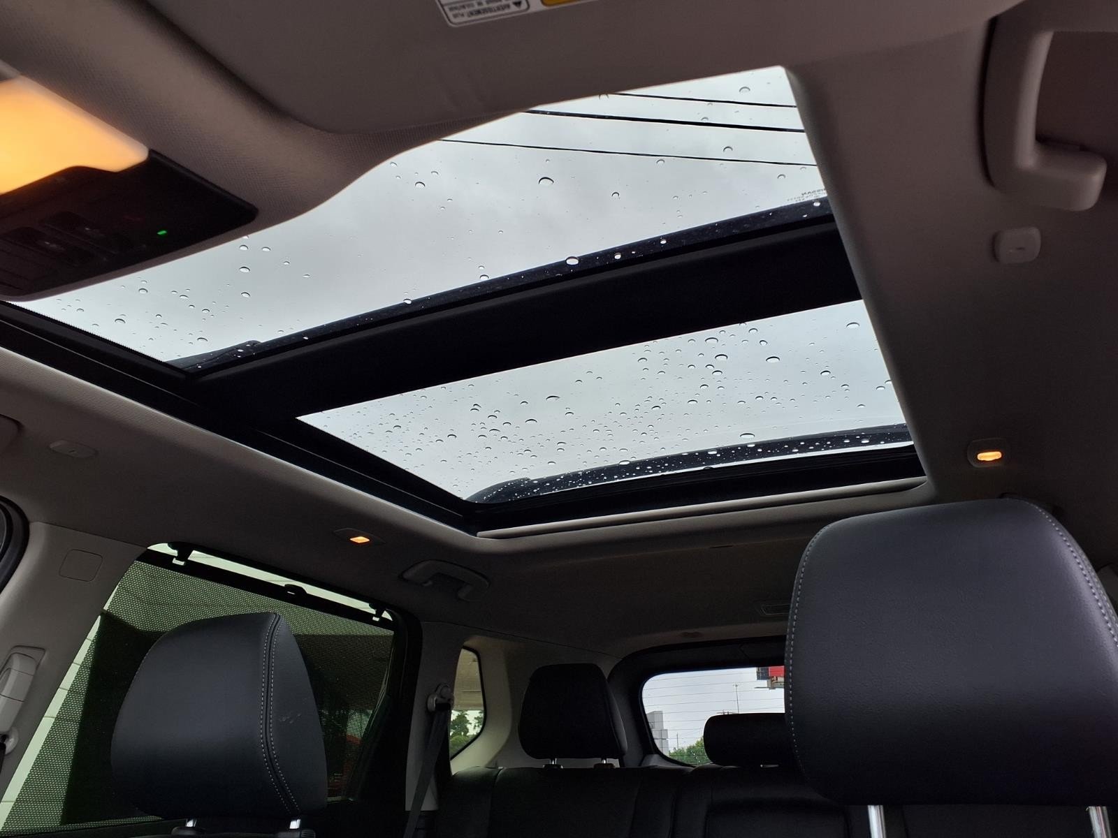 2024 Nissan Rogue SL Silver at Robbins Nissan