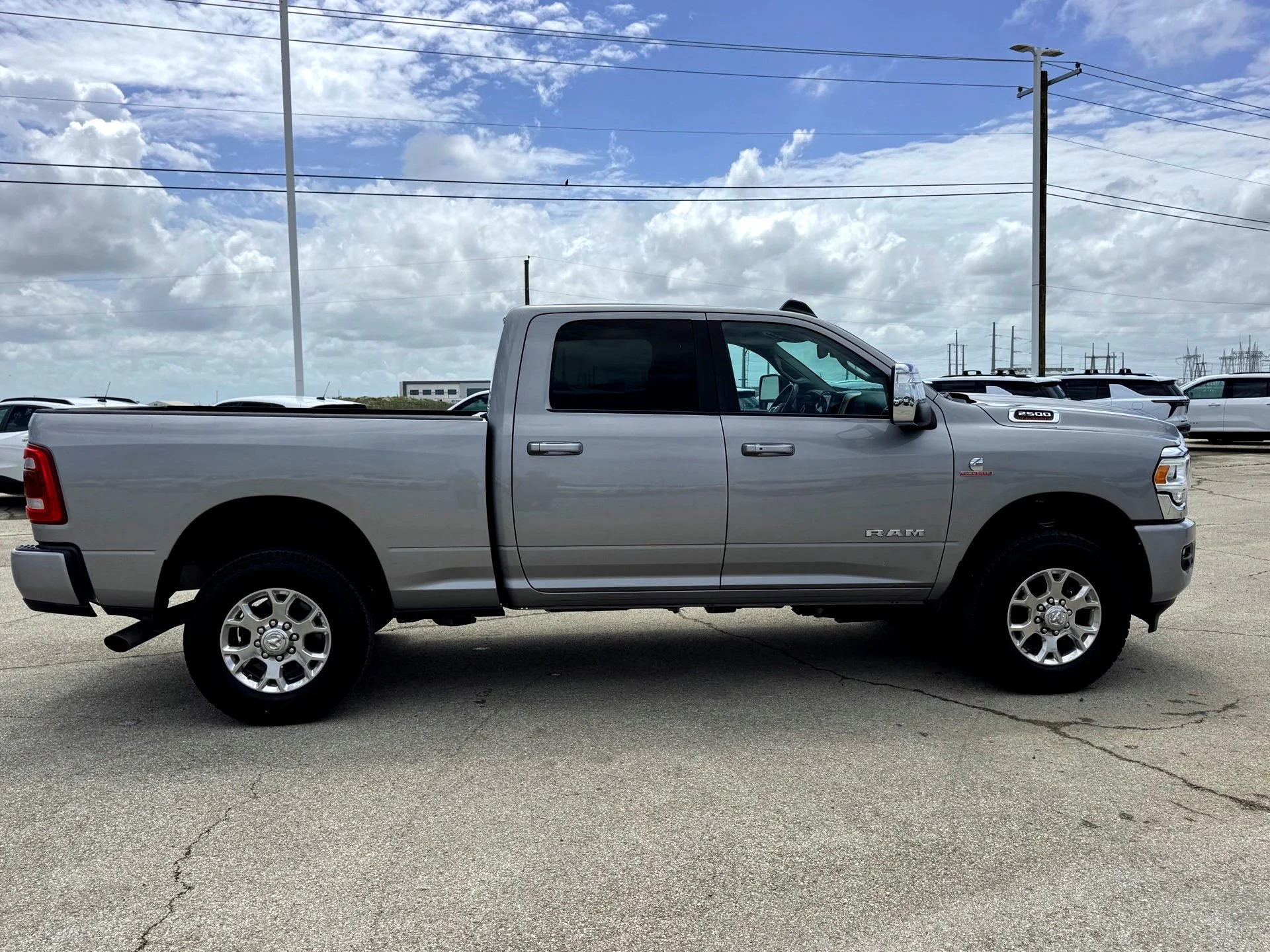 Used 2024  Ram Laramie image 6