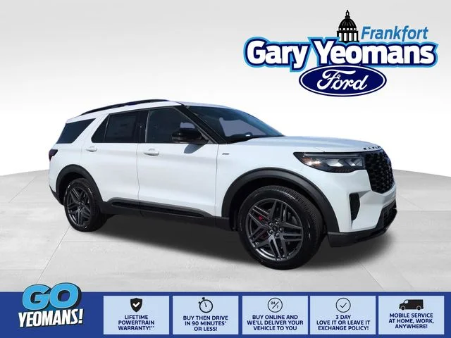 New 2026 Star White Metallic Tri-Coat Ford ST-Line image 1