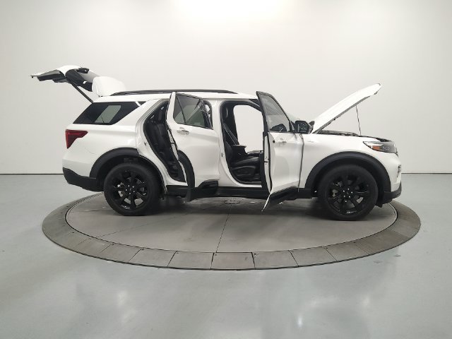 Used 2024 White Ford ST-Line image 17