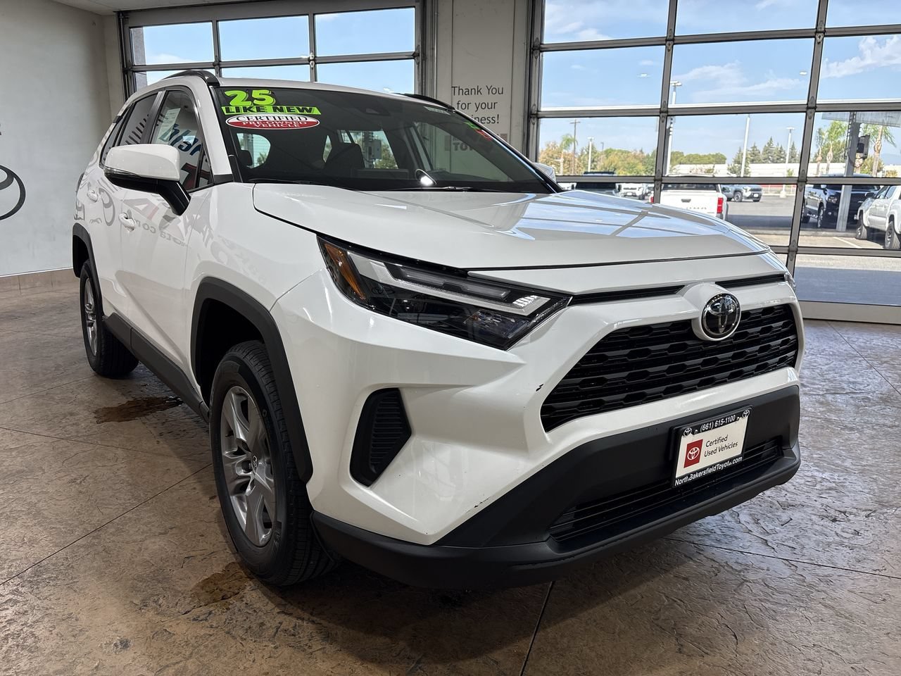 Certified Used 2025 Ice Toyota XLE image 4