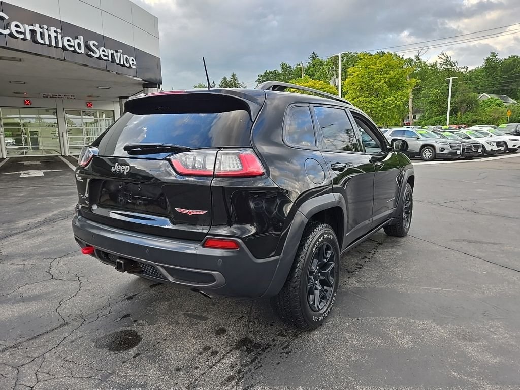 Used 2021 Black Jeep Trailhawk image 3