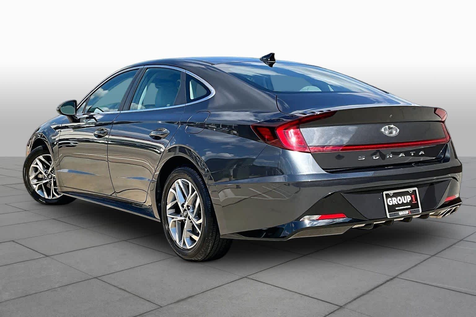 Used 2020 Portofino Gray Hyundai SEL image 11