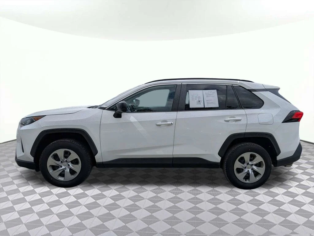 Used 2021 White Toyota LE image 6