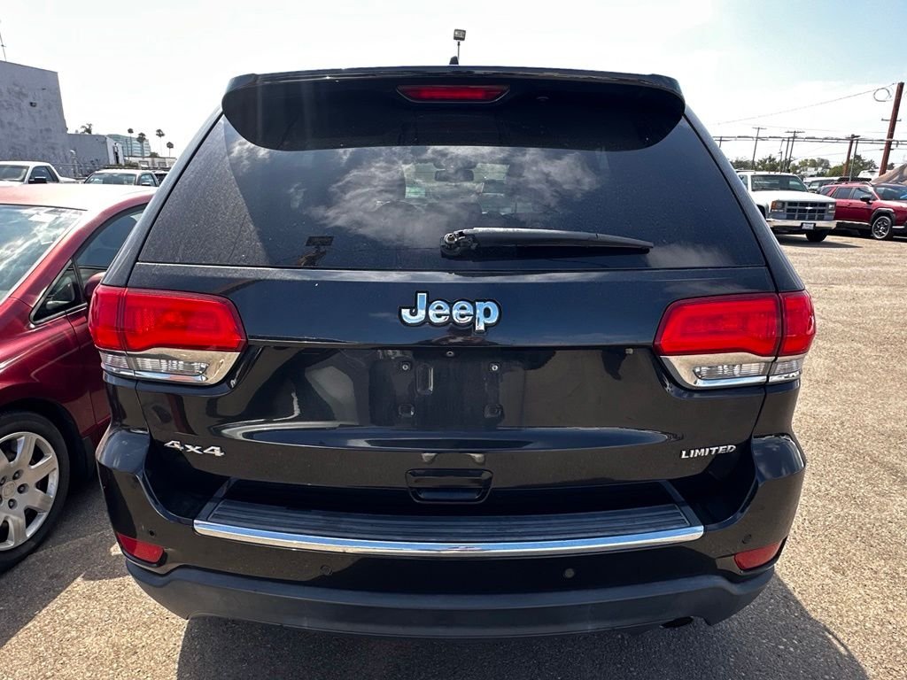 Used 2016 Black Jeep Limited image 25