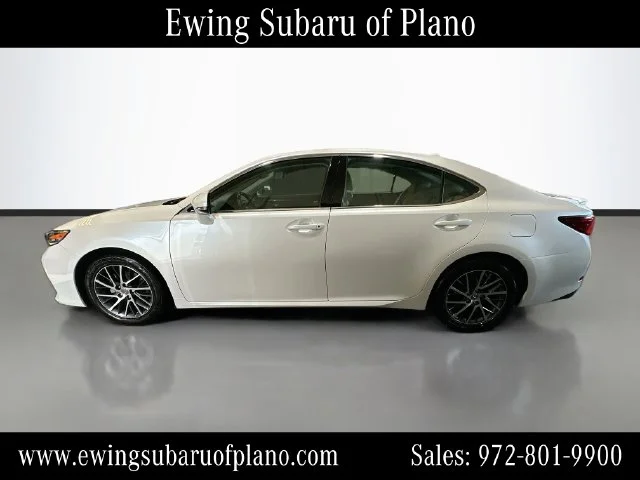2017 Lexus ES 4