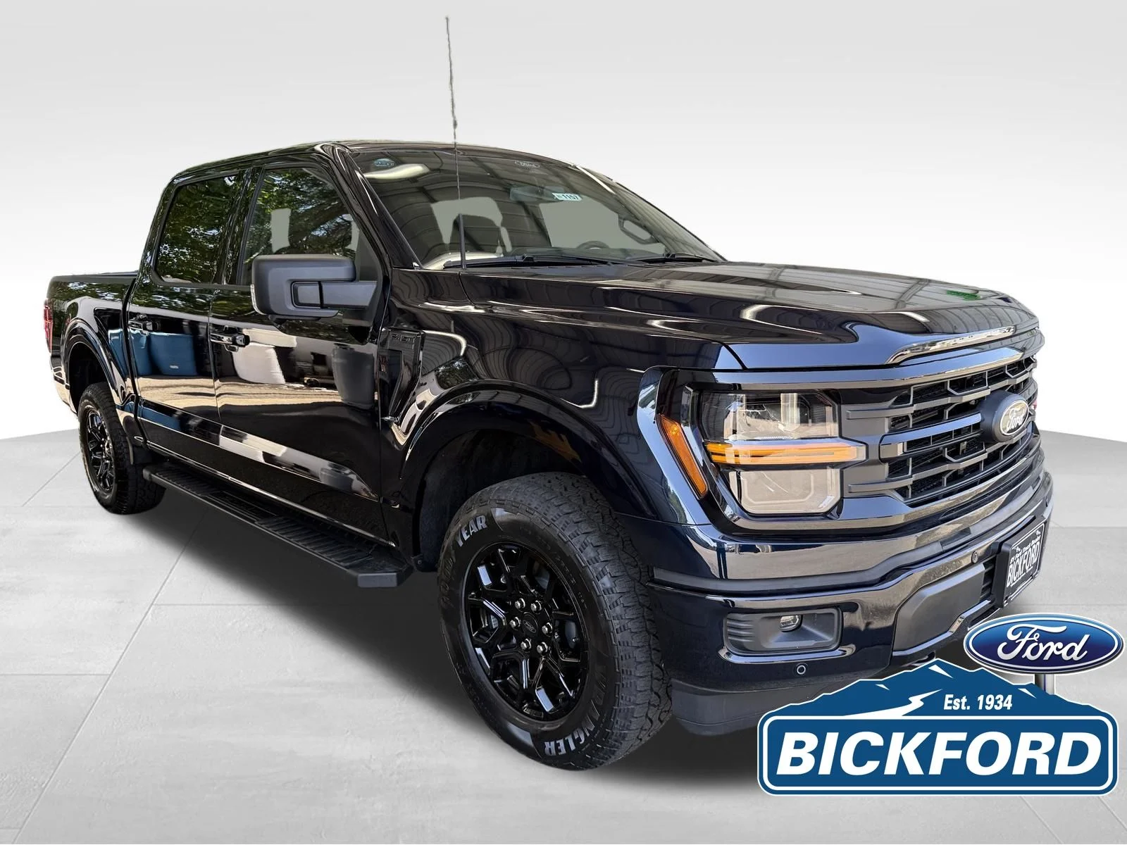 New 2026 Blue Ford XLT image 3