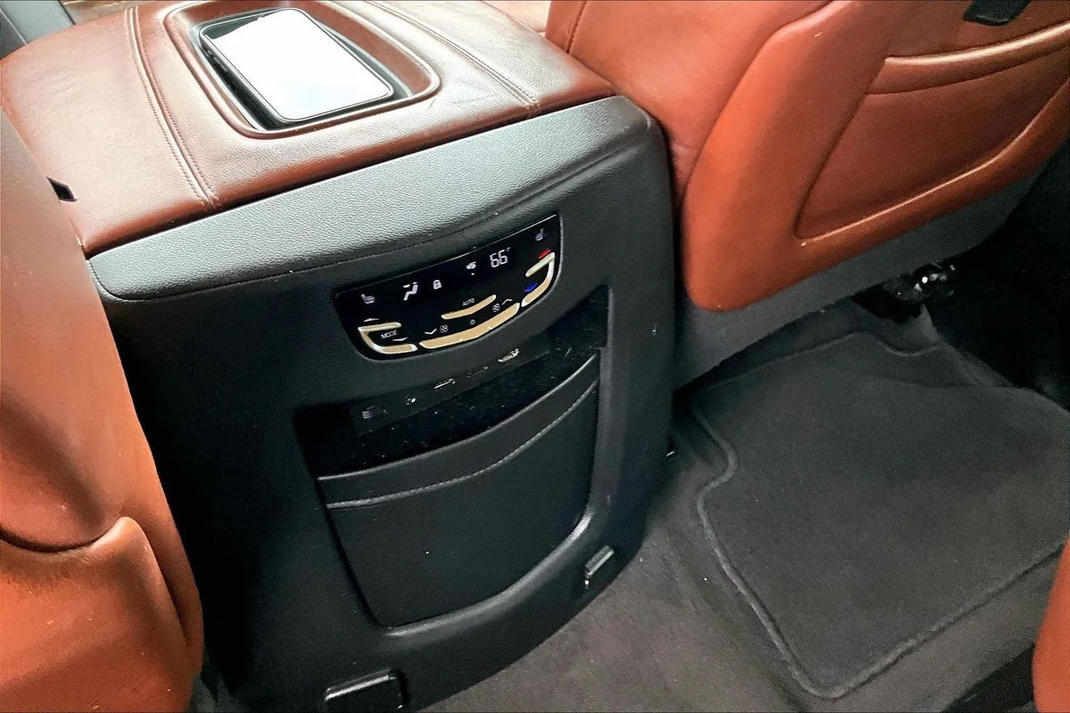 Used 2020 White Cadillac Luxury image 10