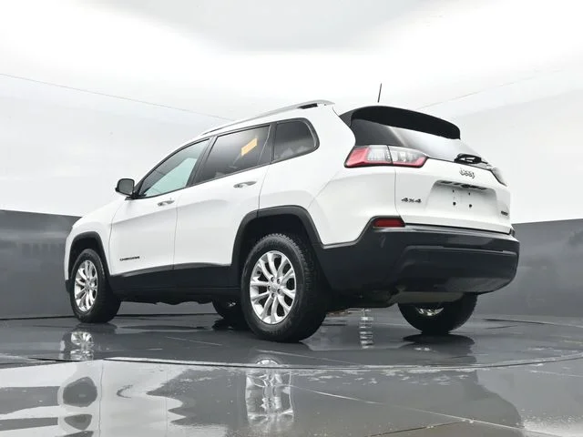 Certified Used 2020 Bright White Clearcoat Jeep Latitude image 23