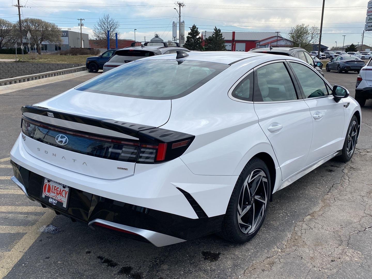 2026 Hyundai Sonata SEL - Photo 5