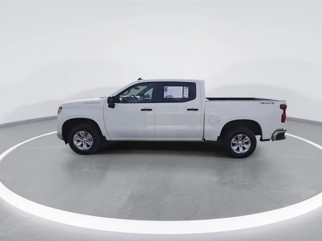 Used 2024 White Chevrolet WT image 5