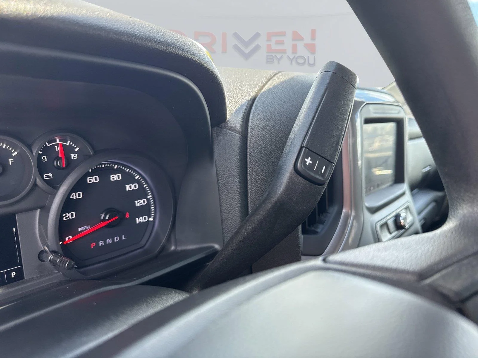 Used 2022 Summit White Chevrolet Custom image 23