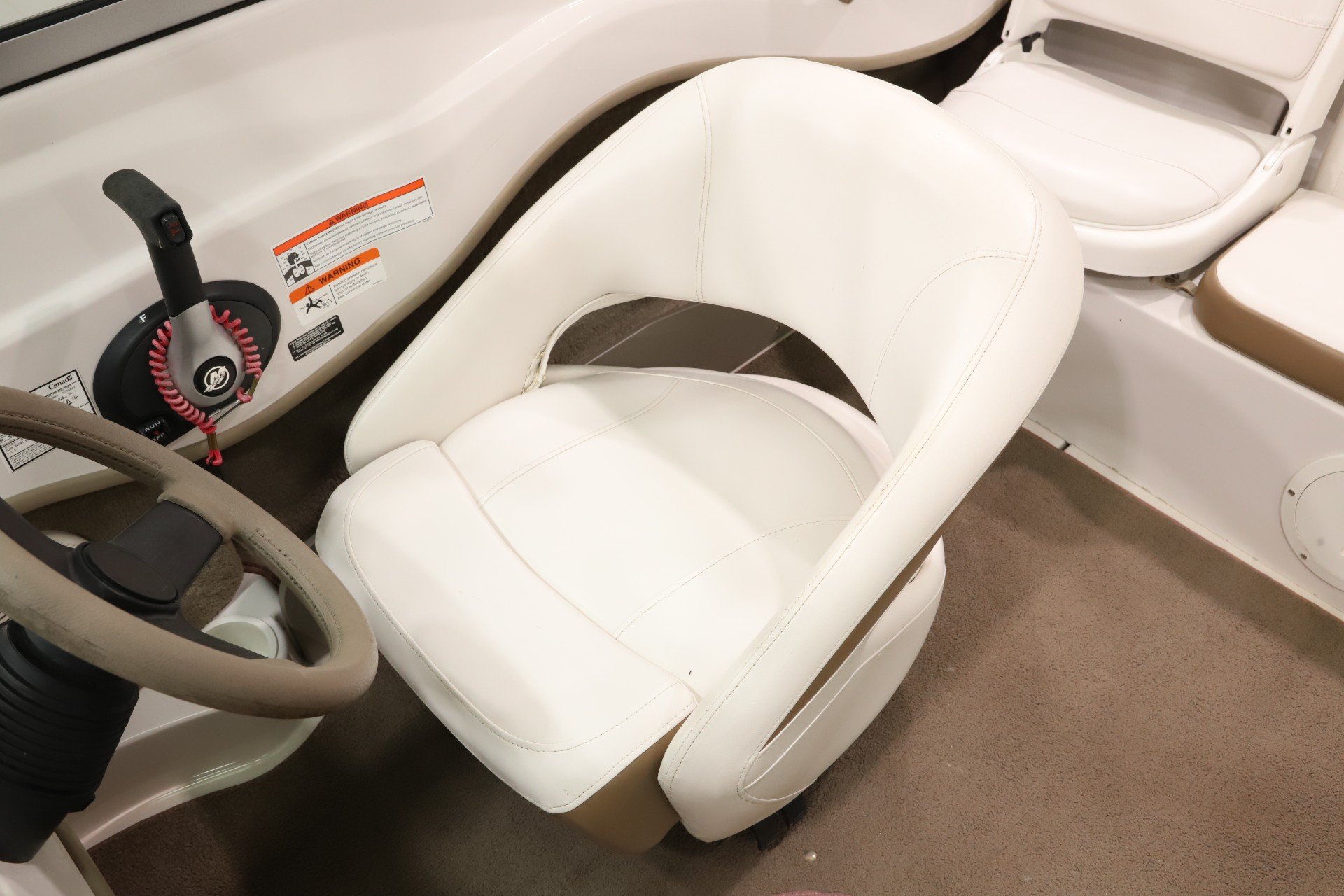 Used 2008  FOUR WINNS  image 14