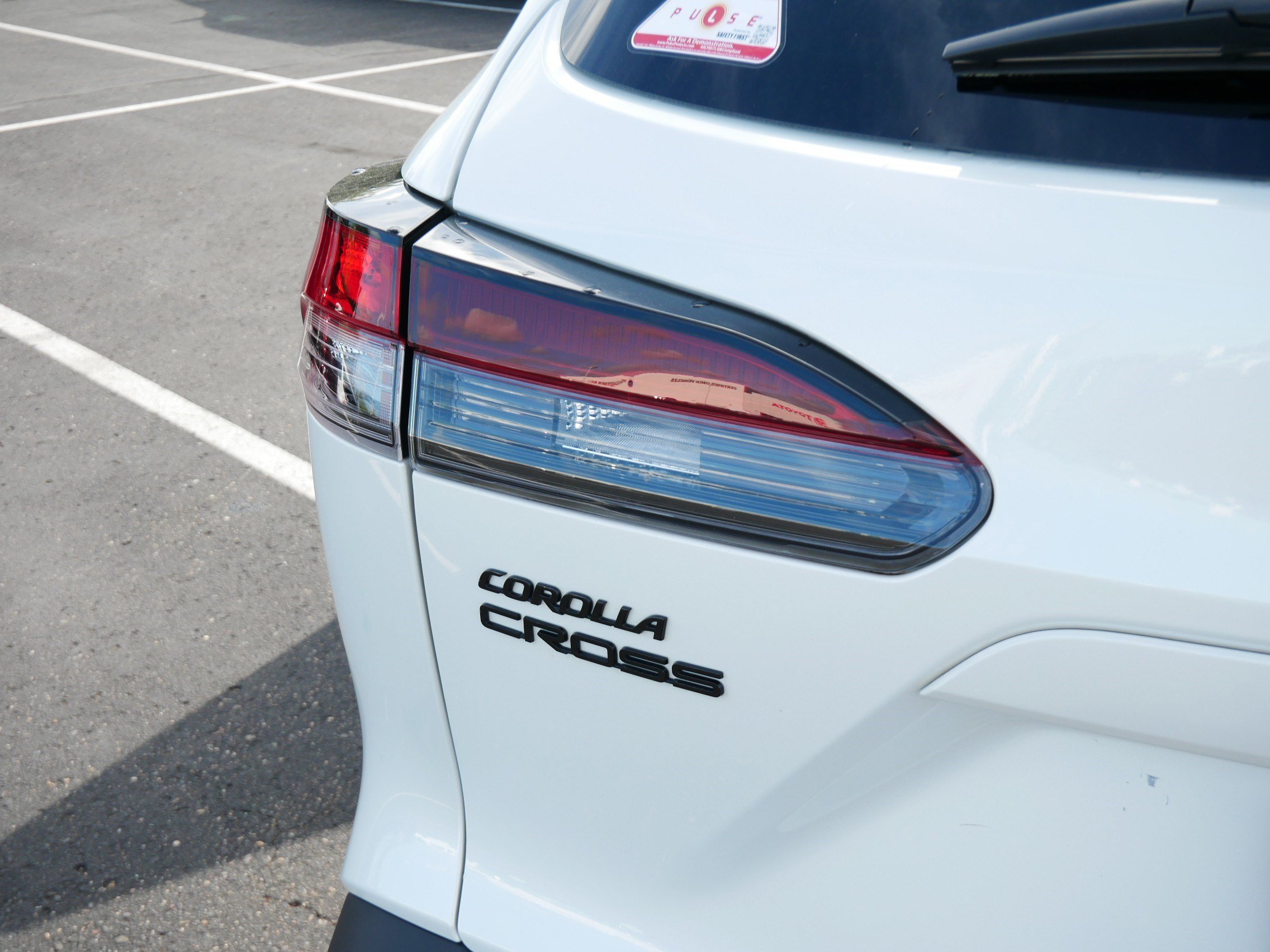 Certified Used 2026 Wind Chill Pearl Toyota Hybrid SE image 17
