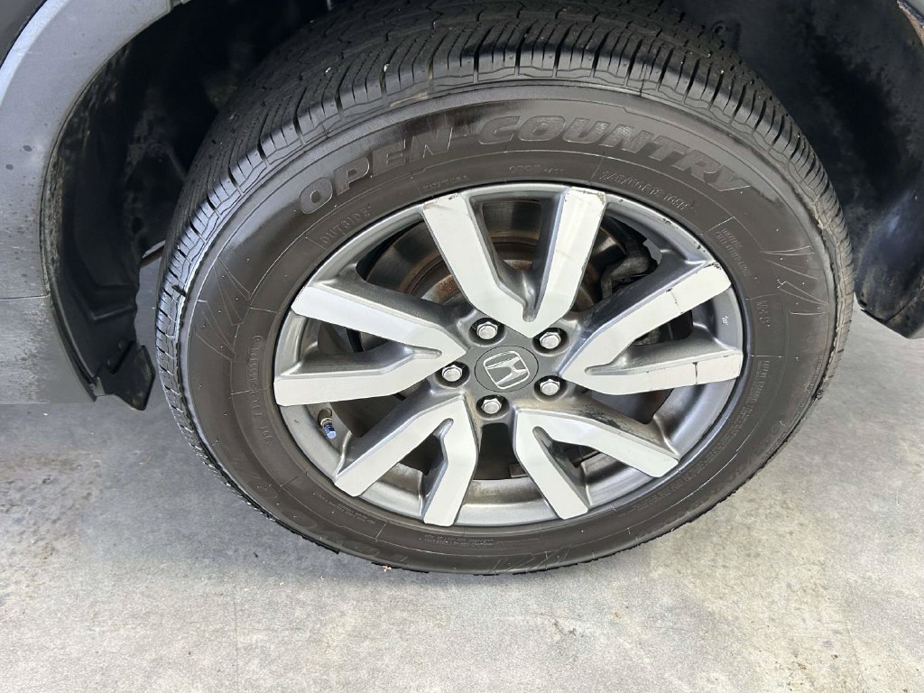 Used 2021 Black Honda EX-L image 8