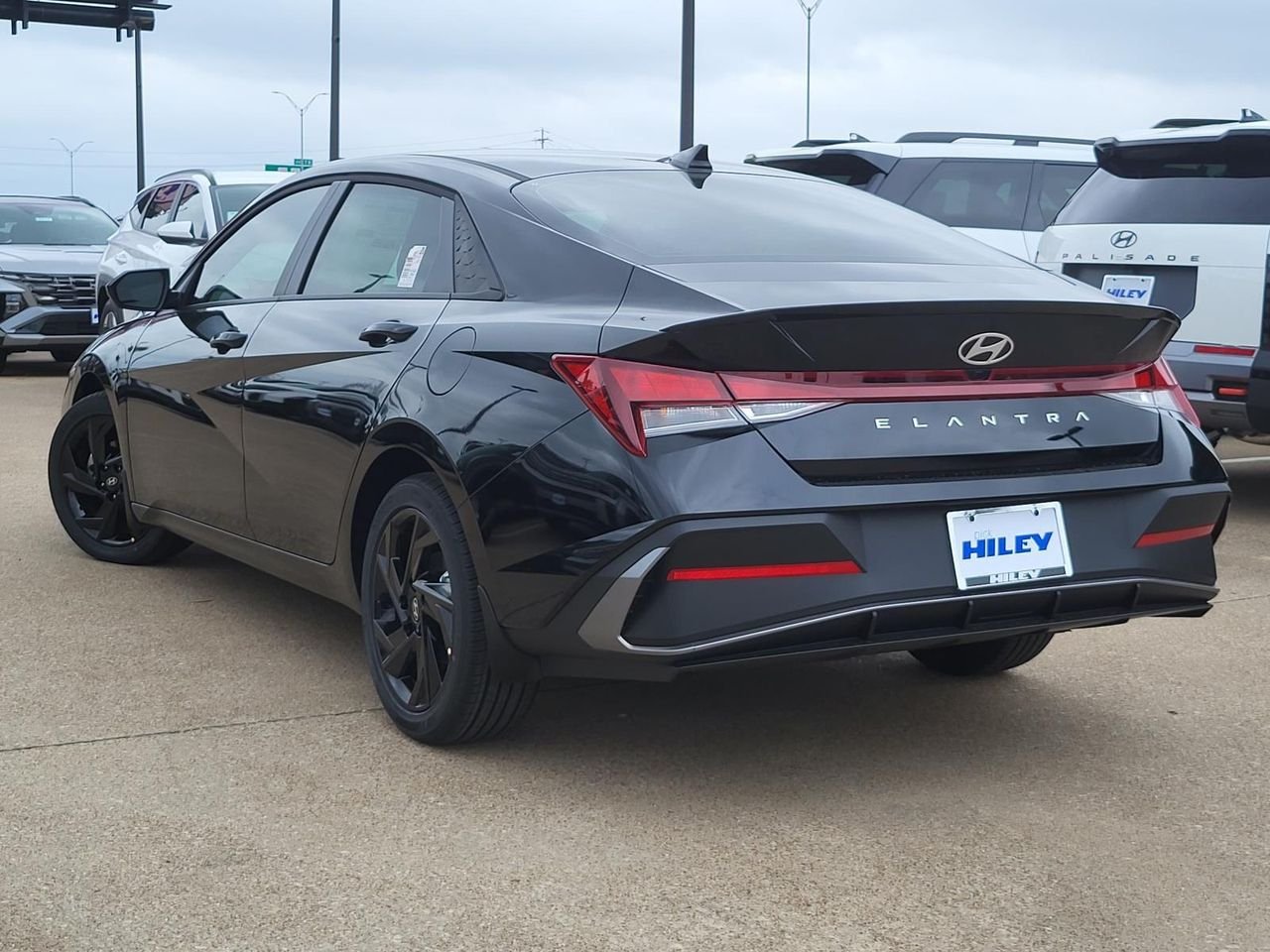 New 2026 Abyss Black Hyundai SEL Sport image 3