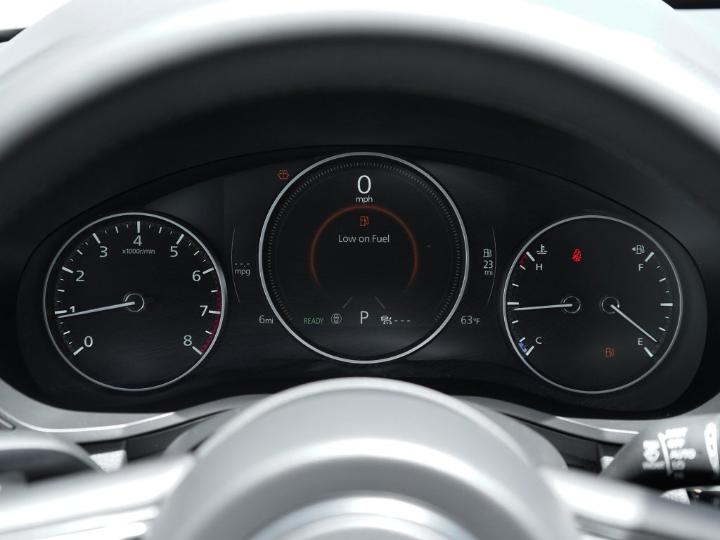 New 2026 Platinum Quartz Mazda Preferred image 17