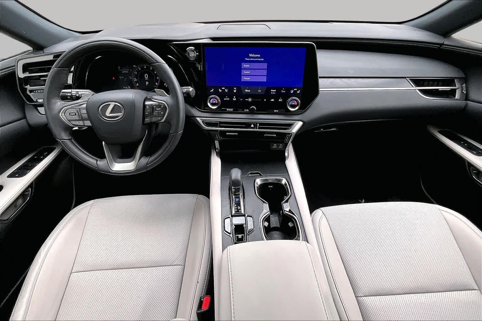 Used 2023 Nori Green Pearl Lexus Premium image 16