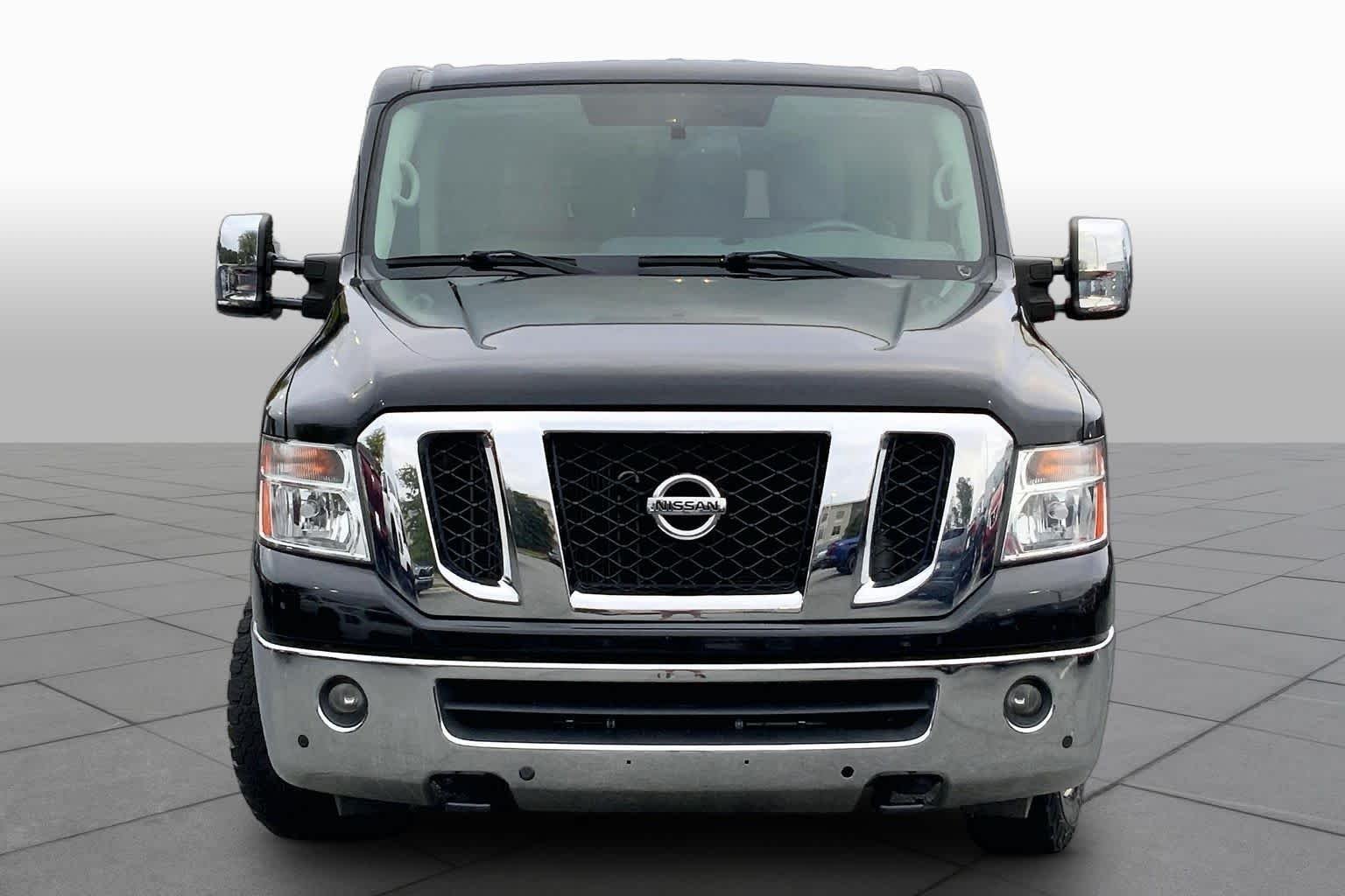 Used 2021 Super Black Nissan NV3500 HD SL image 4