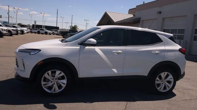 Used 2025 White Buick Preferred image 6