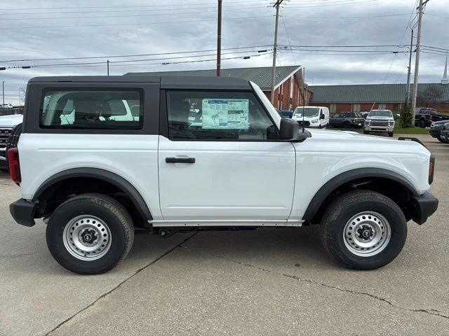 New 2026 Oxford White Ford Base image 9