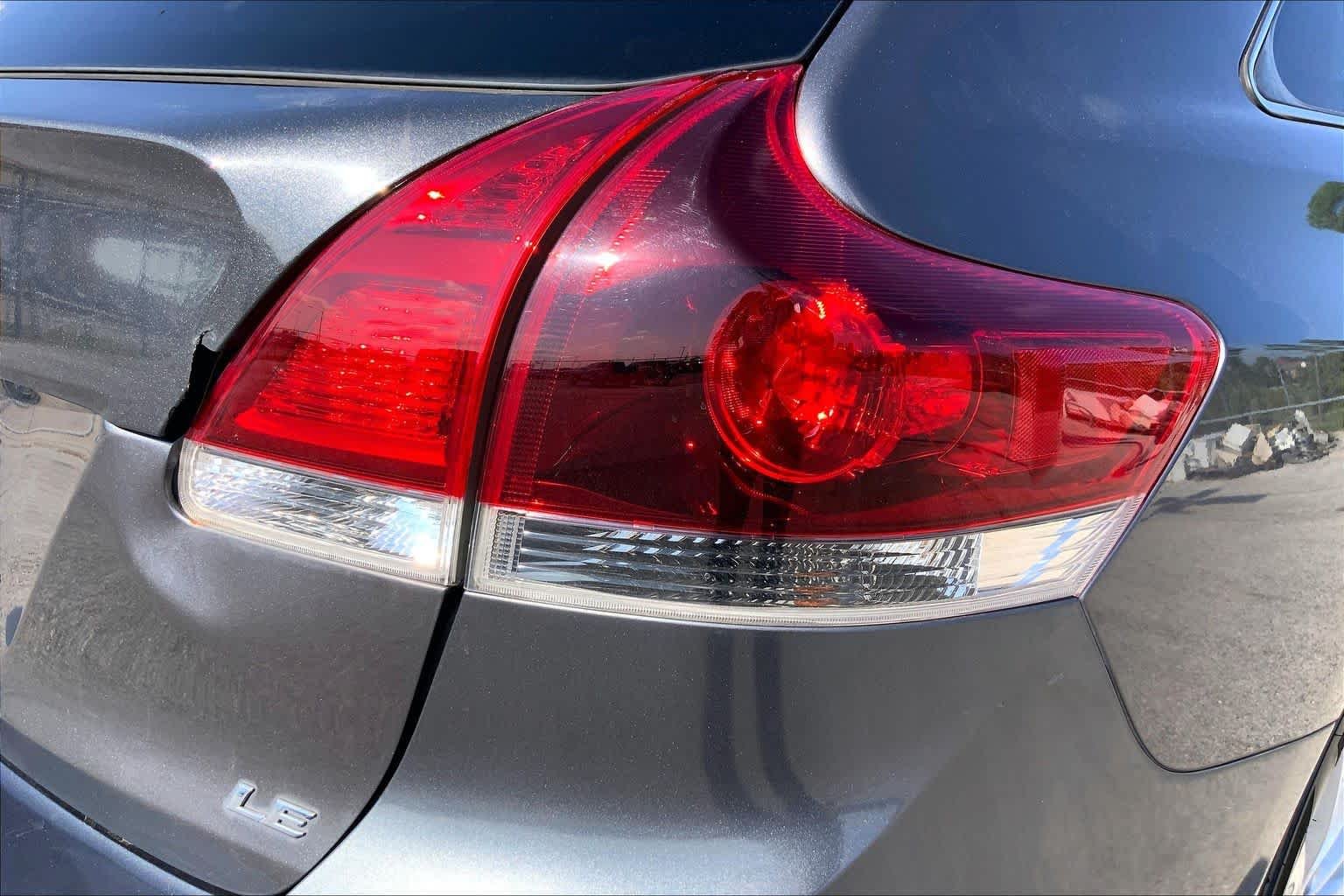 Used 2013 Magnetic Gray Metallic Toyota LE image 30