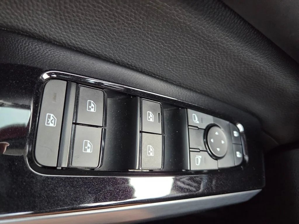 Certified Used 2023 Red Nissan SL image 21