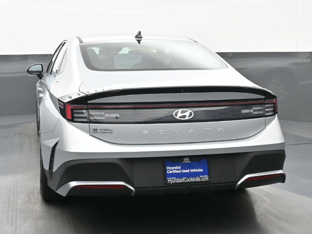 Certified Used 2026 Silver Hyundai SE image 5