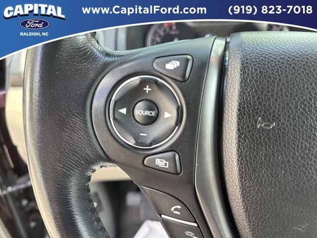 Used 2017  Honda EX-L image 23