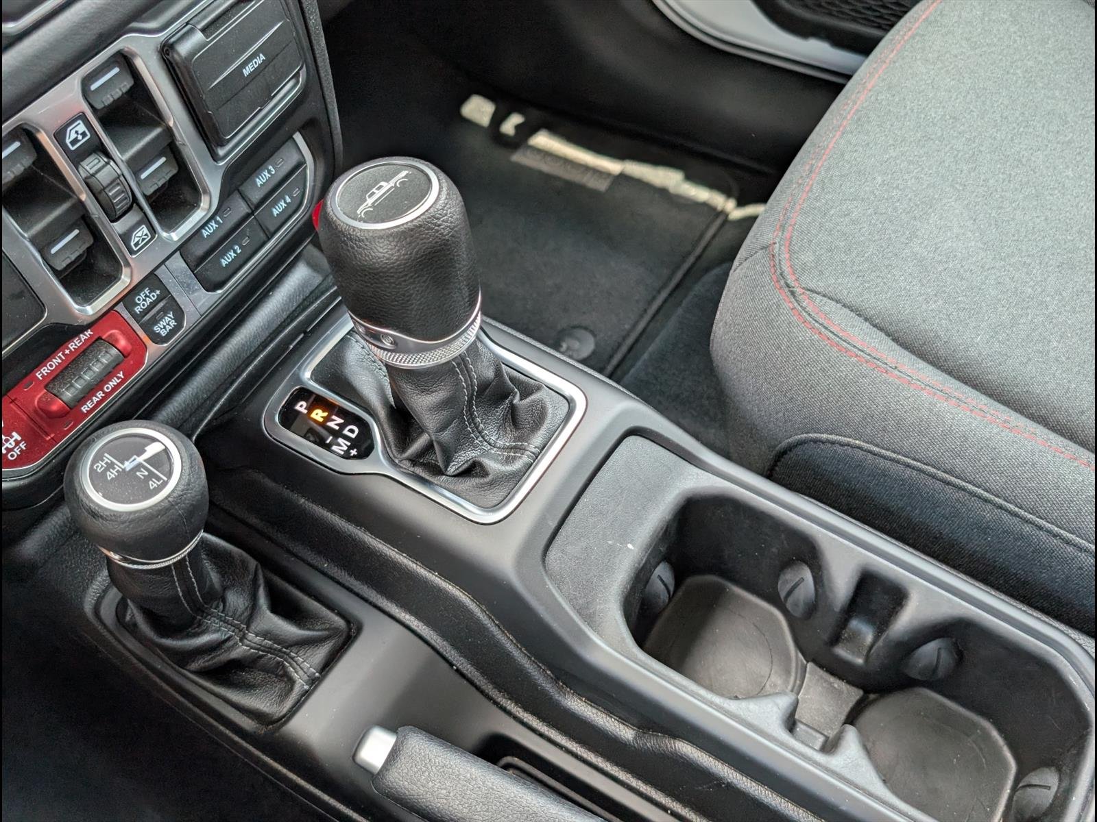 2026 Jeep Gladiator Rubicon - Photo 17