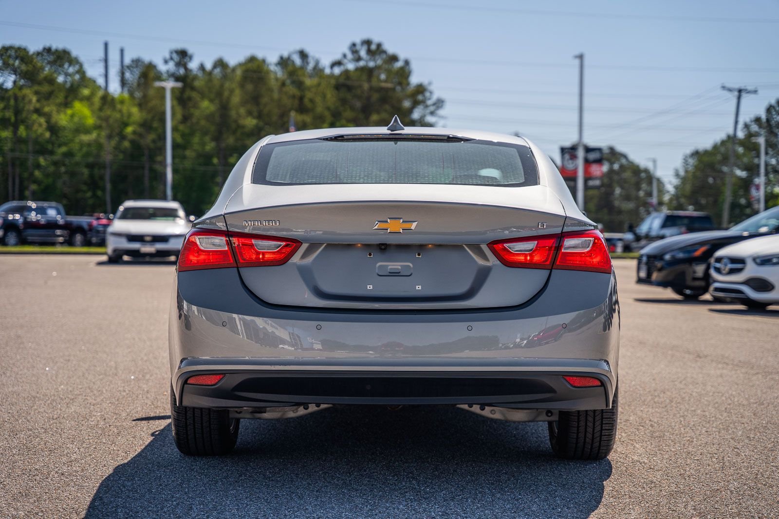 Used 2024 Gray Chevrolet LT image 6