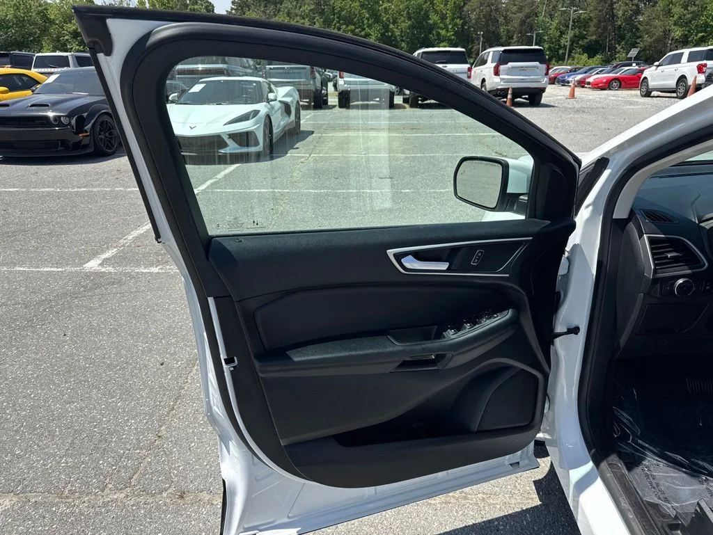 Used 2024 White Ford SEL image 24