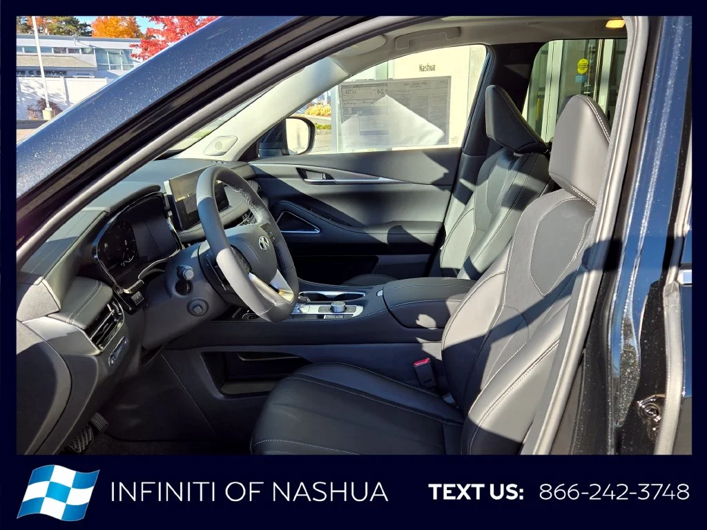 New 2027 MINERAL BLACK INFINITI Luxe AWD image 3