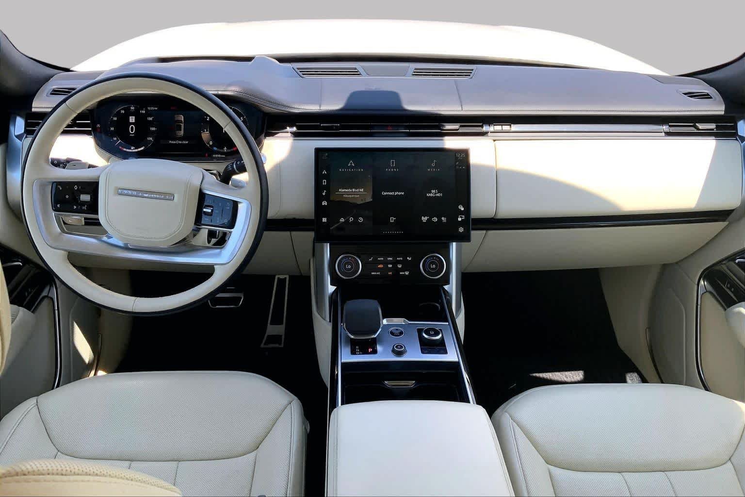 Used 2023 Ostuni Pearl White Land Rover Autobiography image 15