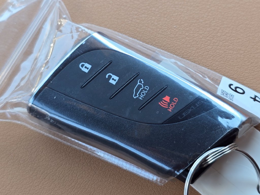 New 2026 Cloudburst Gray Lexus PREMIUM PLUS image 34