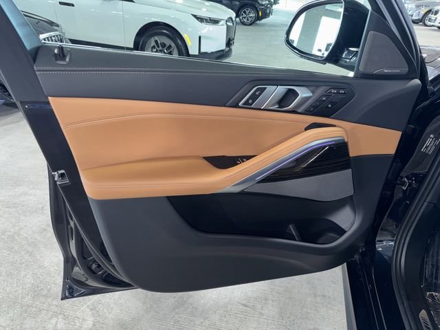 Certified Used 2025 Carbon Black Metallic BMW xDrive40i image 17