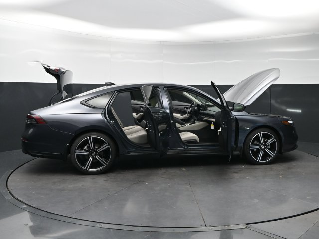 New 2026 Meteorite Gray Metallic Honda SE image 31