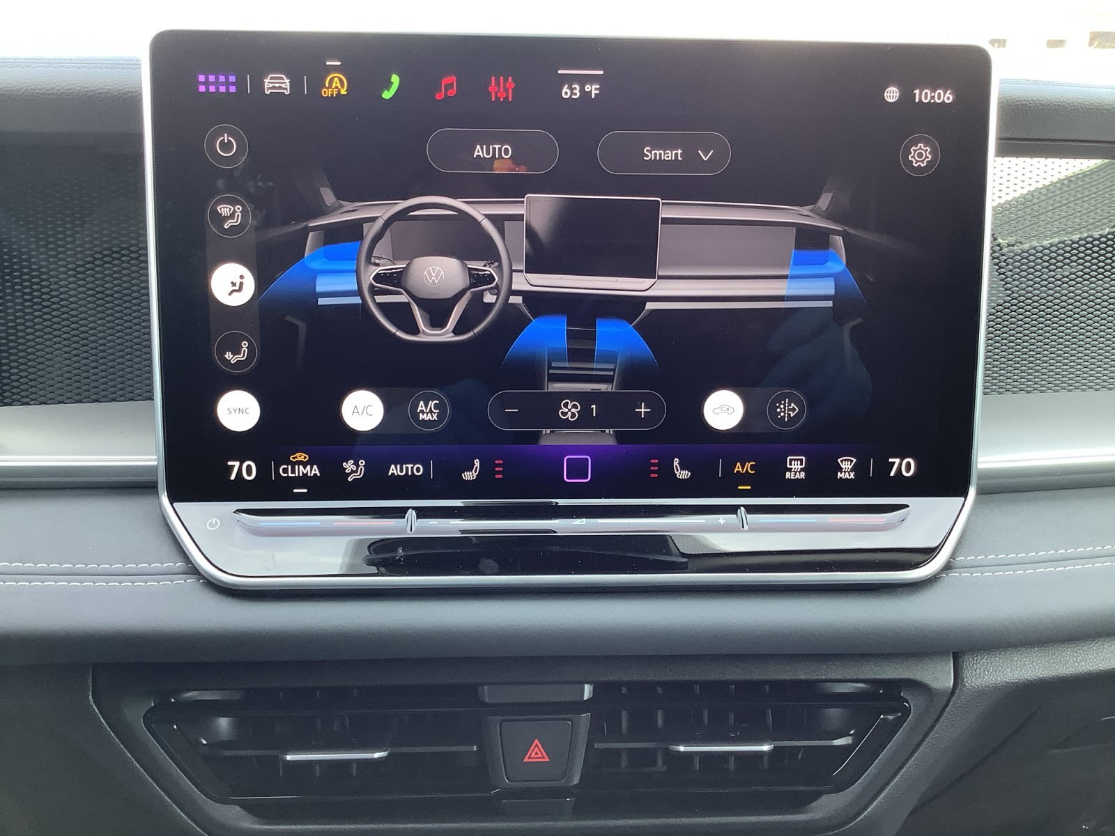 New 2026 Platinum Gray Metallic Volkswagen SE image 19