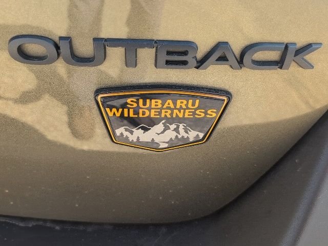 Used 2025 Green Subaru Wilderness image 21