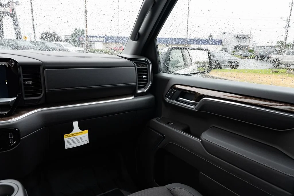 New 2026 Summit White Chevrolet LT image 10