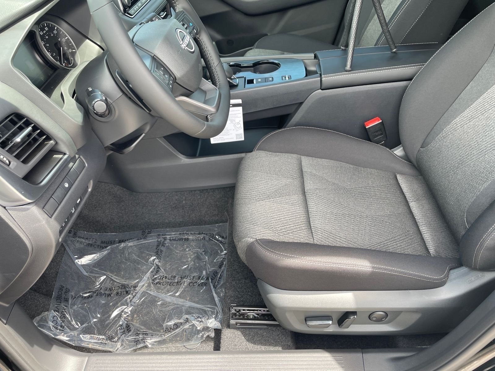 New 2026 Nissan Rogue SV 4D Sport Utility