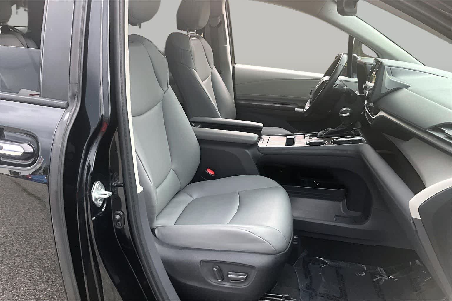 Used 2023 Midnight Black Metallic Toyota XLE image 9