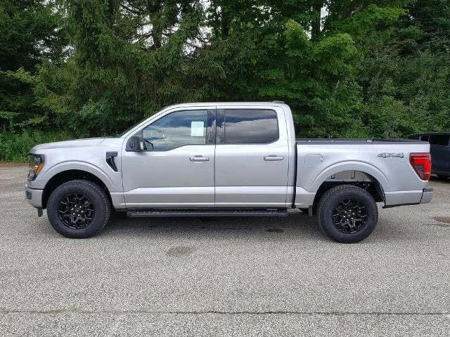 New 2026 Iconic Silver Metallic Ford XLT image 4